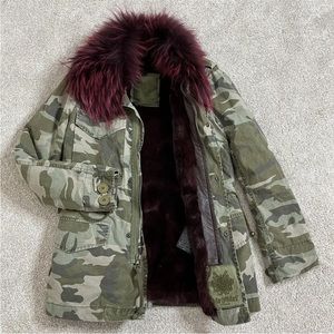 LNWOT Mr & Mrs Italy Parka Womens Camo Green Coat Raccoon & Rabbit Fur Size XS